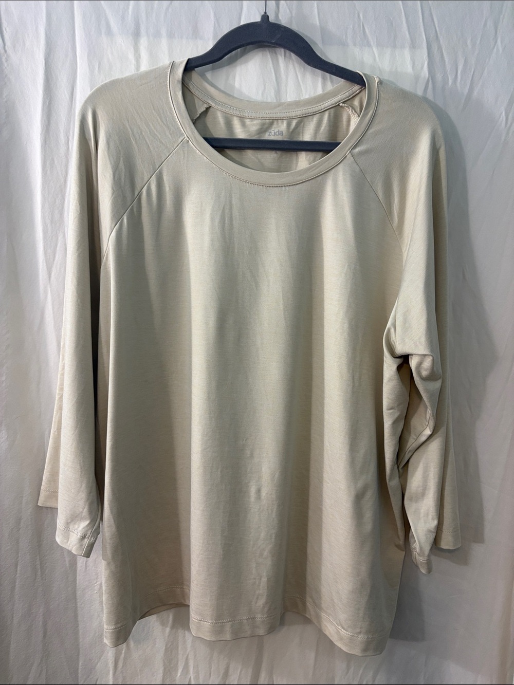 zuda Long Sleeve Tee in Light Beige
